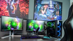 Gaming: Leistungsfähige Gaming-PCs mit Multi-Monitor-Setup sind im Volllastbetrieb große Stromfresser.