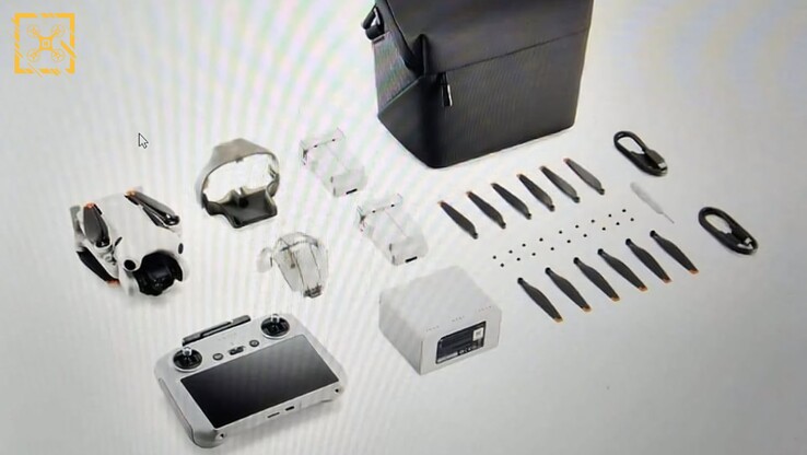 Wer eine Fly More Combo mit DJI RC 2 kauft, darf sich auf diese Komponenten freuen.