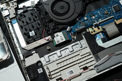Teardown HP 255 G10