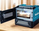 Makita macht die Mikrowelle mobil, mit einem Akku, der ausreichend Energie für elf warme Mahlzeiten speichern soll. (Bild: Makita)