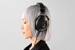 Der Rode NTH-100 Over-Ear-Kopfhörer richten sich vor allem an professionelle Nutzer. (Bild: Rode)