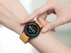 Samsung hat mit der Verteilung eines neuen Updates für die Galaxy Watch4-Generation begonnen. (Bild: Samsung)