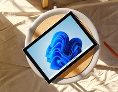 Microsoft will Nutzer künftig dauerhaft darauf hinweisen, dass ihre Hardware nicht für Windows 11 geeignet ist. (Bild: Microsoft)