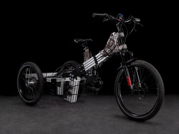 Mit der Zeit wurde ein Bosch-Mittelmotor ergänzt