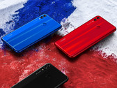 Das Honor 8X gibt es nun auch in der EU in den Farben Schwarz, Blau und Rot.