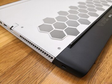 Dell zufolge soll die hexagonale Form der Öffnungen Festigkeit und Luftfluss maximieren