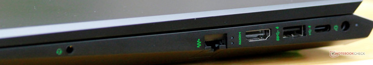 Rechts: Headset, Ethernet, HDMI 1.4, USB 3.0 (Gen 1) Typ-A, USB 3.0 (Gen 1) Typ-C, Stromversorgung