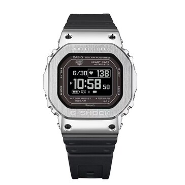 Casio G-Shock GM-H5600-1 mit silbernem Metallgehäuse Gehäuse und einem invertierten LCD.