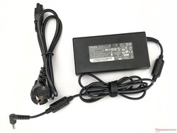 Gigabyte G5 KC - Netzteil