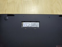 M.2-SATA-SSD Wartungsklappe