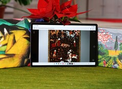 Mit Tastatur-Hülle und Stift kostet das Lenovo Idea Tab Pro jetzt nur 329 Euro (Bildquelle: Florian Schmitt)