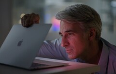Interview mit dem verträumten MacBook-Gucker Craig Federighi: Ein natives Windows auf Apple M1-Macs hängt von Microsoft ab.