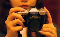 Die Yashica FX-D soll analoges Feeling mit digitalem Komfort kombinieren. (Bildquelle: Yashica)
