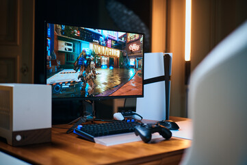 Echtes HDR und maximale Schärfe: Der Predator X27U W3 bringt Story-Games in QHD und 240 Hz voll zur Geltung.