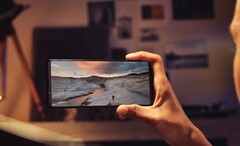 Das Sony Xperia 1 III richtet sich auch an Gaming-Enthusiasten, und offenbar kann die Performance mit Gaming-Flaggschiffen konkurrieren. (Bild: Sony)