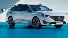 Peugeot e-308 und e-308 SW: Vollelektrische 308er kommen Mitte 2023 mit über 400 km Reichweite.