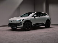 Volvo EX60: Selbstbewusster Auftritt des neuen Premium-Elektro-SUV. Das schwedische E-SUV-Modell fordert mit innovativer Elektroauto-Technik die deutsche Konkurrenz heraus (Bild: Volvo).