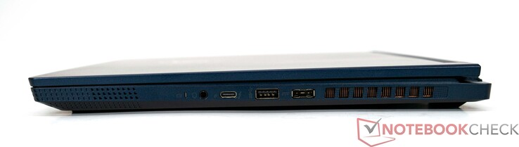 Rechte Seite: 3,5-mm-Kombo-Audio, Thunderbold 4 (Typ-C, Power Delivery), USB 3.2 Gen 2 Typ-A, Netzanschluss