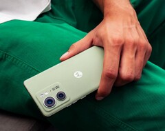 Das Motorola Edge 40 verspricht ein interessantes Preis-Leistungs-Verhältnis dank starker Ausstattung für 599 Euro. (Bild: Motorola)