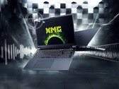 Das XMG Pro 16 Studio setzt auf ein 16 Zoll 240 Hz Display im 16:10-Format. (Bild: XMG)