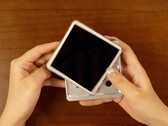 Der neueste Retro-Handheld von Anbernic rotiert das Display, um die Tasten freizulegen.
