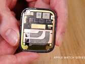 Die Apple Watch Series 7 kam später als erwartet auf den Markt, da es Probleme bei der Fertigung der neuen Displays gab. (Bild: iFixit)