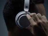 Die Surface Headphones sind geschlossene Over-Ear-Kopfhörer mit Cortana. (Bild: Microsoft)