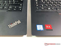 ThinkPad E495 (links) vs. E490 (rechts)