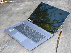 MSI Creator Z16: Kreativ-Laptop mit AdobeRGB im Test