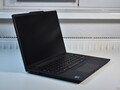 Maximale Effizienz: Lenovo ThinkPad T14s Gen 6 zeigt, warum Lunar Lake für Business-Laptops ideal ist