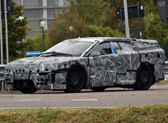 Ferrari: neues Elektroauto mit Tarnung im Stil des Breadvan sorgt für Aufsehen (Bildquelle: Derek Photography)