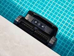 Scuba V3: Pool-Reinigungsroboter mit optischer Sensorik (Bildquelle: Aiper)
