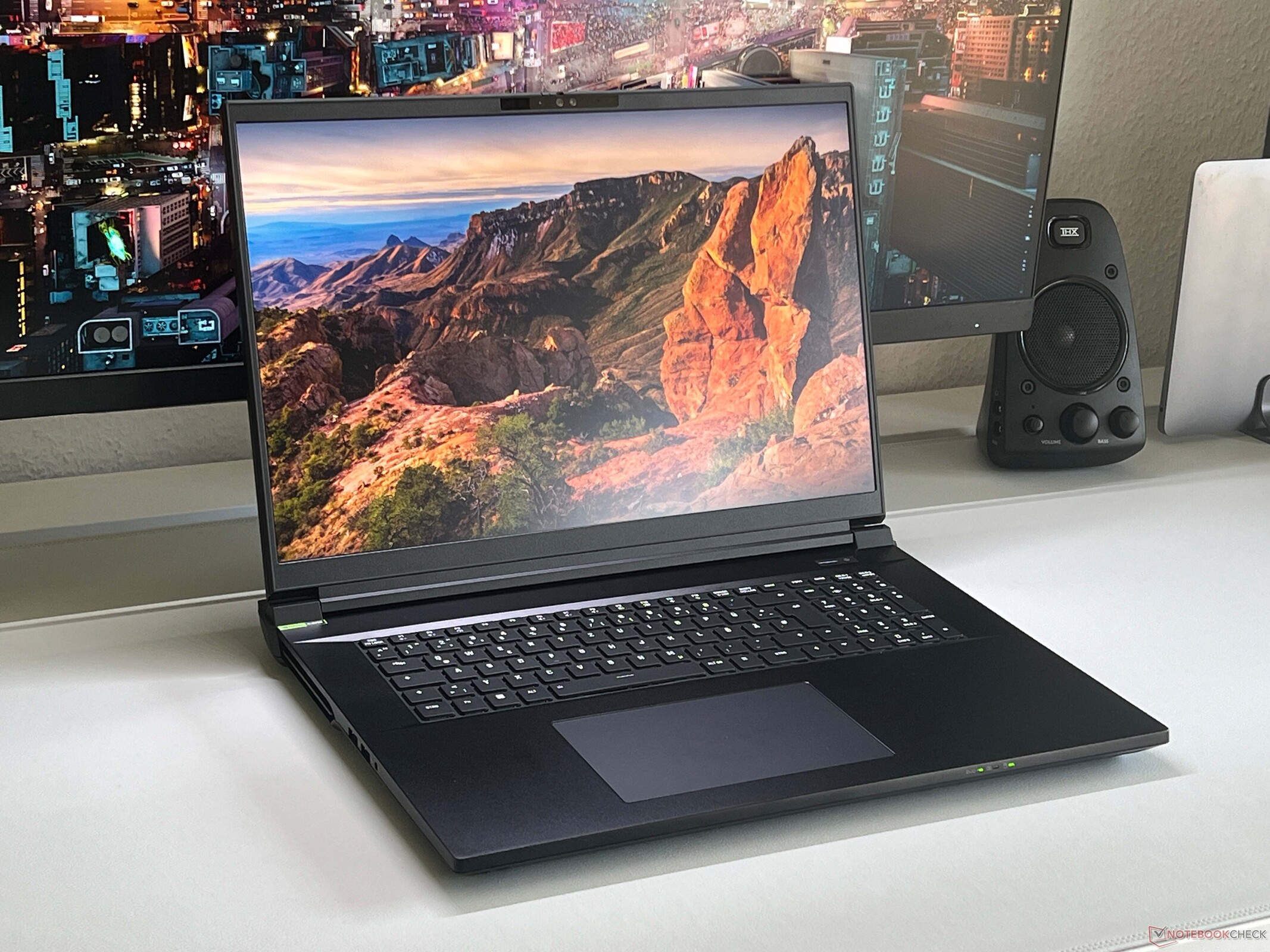 Schenker Key 18 Pro Workstation bietet Top-Ausstattung und exzellente ...
