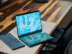 Lenovo Yoga Book 9 13IMU9 2-in-1 Dual Screen im Test: Core Ultra 7 155U und Arc 4 sind ein zweischneidiges Schwert