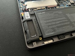 Einer der Lautsprecher