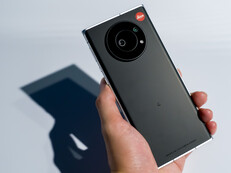 Mit dem Leitz Phone 1 bringt Leica sein erstes eigenes Kamera-Handy auf den (japanischen) Markt. Ein erstes Hands-On aus Japan.