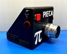 Diese Kamera kombiniert einen Raspberry Pi mit einem Sensor-Modul und einem Bajonett für Leica M-Objektive. (Bild: Tea and Tech Time)