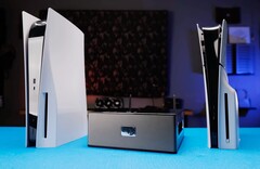 Die Tiny PS5 passt durch das kompaktere Gehäuse problemlos unter die meisten Smart TVs. (Bildquelle: Not From Concentrate)