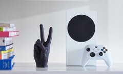 Die Xbox Series S mag günstig sein, die für einige Nutzer notwendige Speichererweiterung ist dafür aber umso teurer. (Bild: Microsoft)