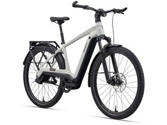 Explore E+ 0 DD: E-Bike mit starker Ausstattung (Bildquelle: Giant)
