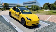 Hertz hat erst weniger als die Hälfte der geplanten Tesla E-Autos in der Flotte.