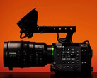 Die Fujifilm 8K GFX Eterna 55 ist mit einem 102-MP-Großformatsensor ausgestattet und ermöglicht die Aufnahme hochdetaillierter Bilder für Filmemacher. (Bildquelle: Fujifilm)