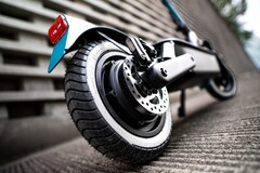 SoFlow hat zwei neue E-Scooter präsentiert, darunter den SO4 Pro Max 2.