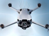 Auch der Inhalt der DJI Mini 5 Pro Fly More Combos wurde mittlerweile in offiziellen Bildern geleakt. (Bildquelle: @quadro-news, editiert)