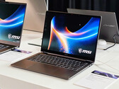 Das MSI Prestige 13 der nächsten Generation wiegt weniger als ein Kilogramm. (Bildquelle: ETA Prime, YouTube)