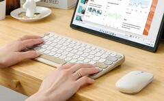 Das Asus Marshmallow Keyboard kombiniert beinahe geräuschlose Tasten mit einer schicken Farbgebung. (Bild: Asus)
