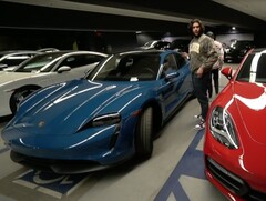 Der linksgerichtete Twitch-Streamer HasanAbi hat die Abholung seines brandneuen Porsche Taycan Turbo S in einem Livestream festgehalten (Bild: HasanAbi)