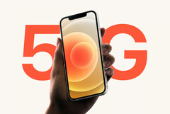 Wer 5G am iPhone 12 nutzt, der muss hierzulande nicht nur auf mmWave verzichten, sondern sogar auf die Möglichkeit, eine Dual-SIM zu nutzen. (Bild: Apple / Notebookcheck)