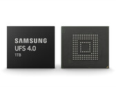 UFS 4.0 Speicherchips bieten eine Kapazität von bis zu 1 TB und eine Lesegeschwindigkeit von 4,2 GB/s. (Bild: Samsung)