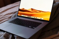Apple soll noch 2026 ein MacBook Pro mit neuem Design, OLED-Touchscreen und Dynamic Island auf den Markt bringen.